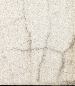 塗料のひび割れ(クラック)